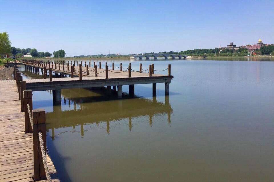 探秘哈尔滨的后花园——长岭湖 长岭湖位于哈尔滨市道里区新发镇,距离