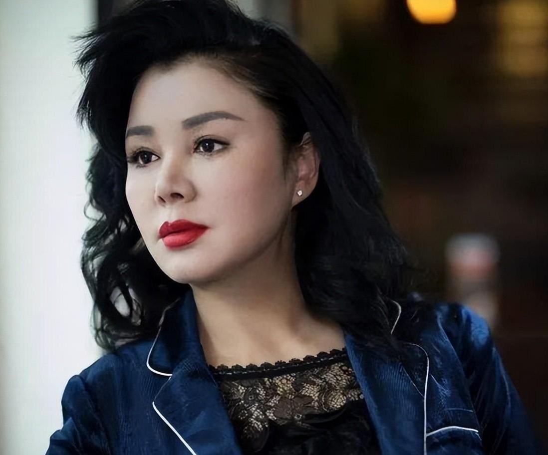于小慧:从事业到家暴,再到被骗千万巨款 于小慧,中国影视圈的女明星