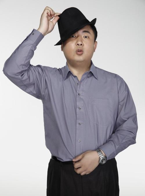 宁文彤:演员与"国际反恐专家" 宁文彤,一个在演艺圈已经拥有数十年