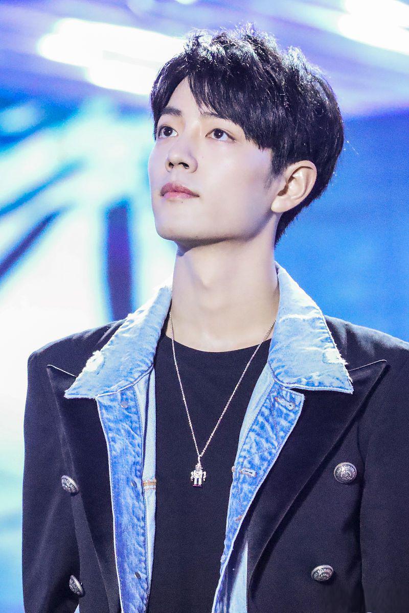 7万:网络不是法外之地 肖战黑粉被强制执行3.