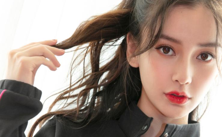 市场分析与娱乐八卦的交融 在娱乐世界中,angelababy杨颖的名字一度