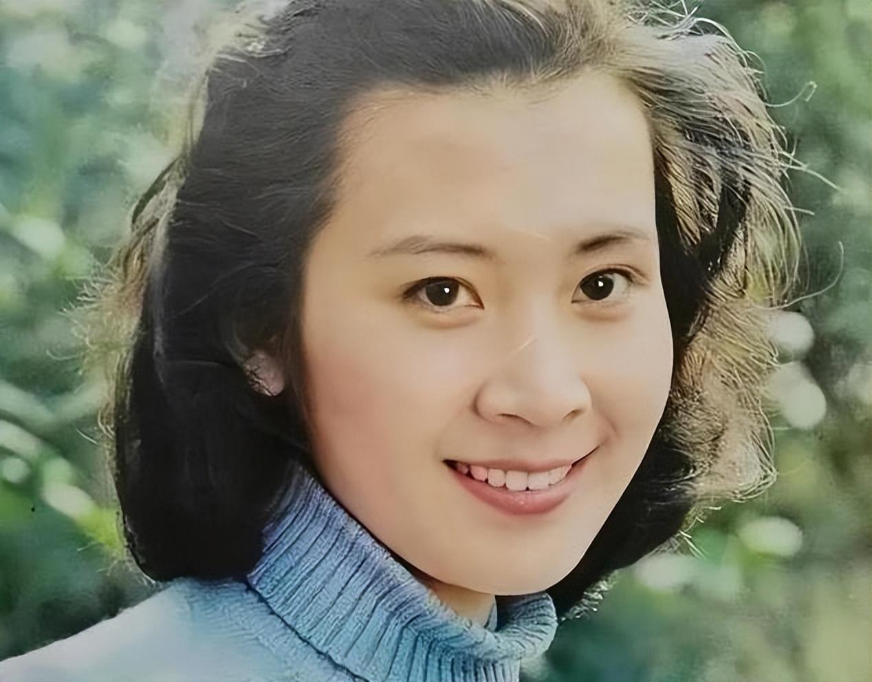 顾永菲:从春晚主持到国外隐居,传奇演员的跌宕人生 顾永菲,这个名字