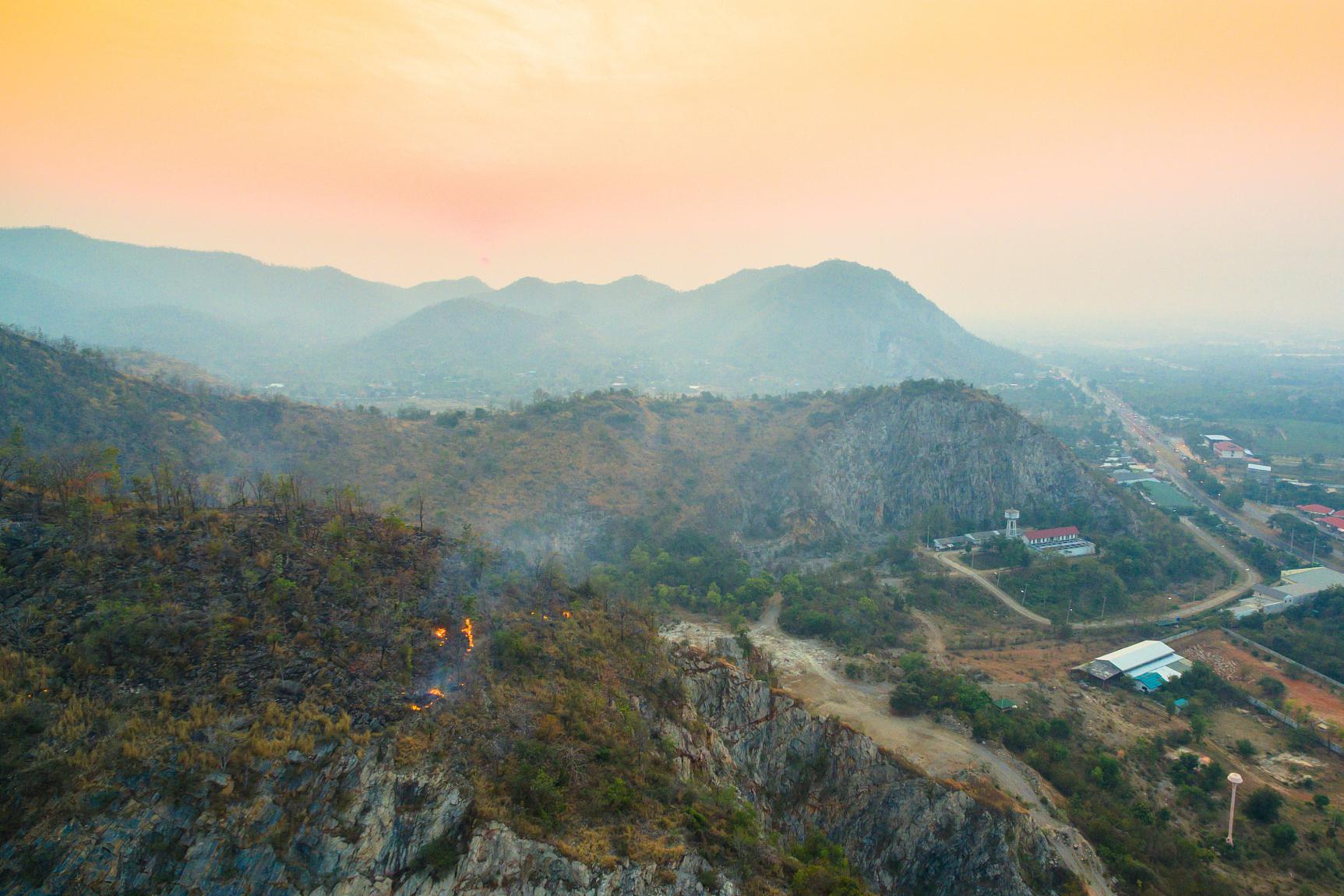 无为昆山镇三公山图片