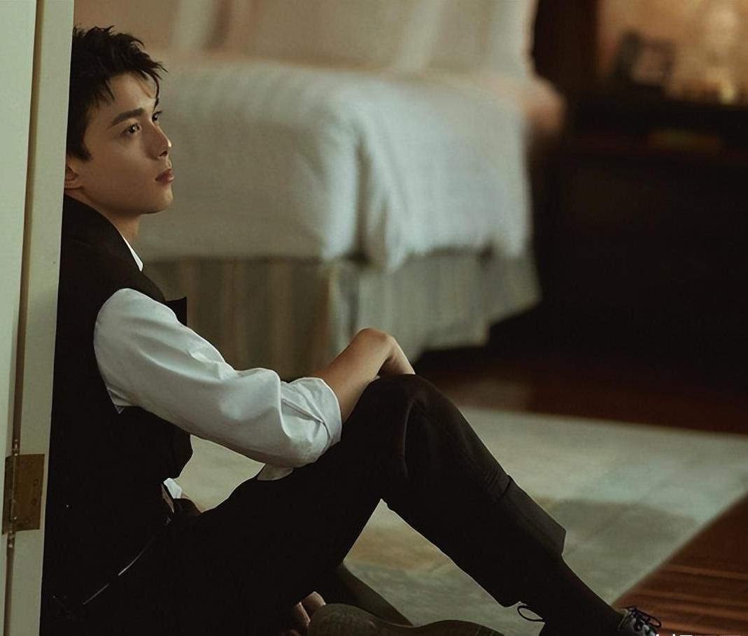 娱乐圈新晋当红男星吴磊:不浮不躁,坚持骑行,未来可期 在娱乐圈这个