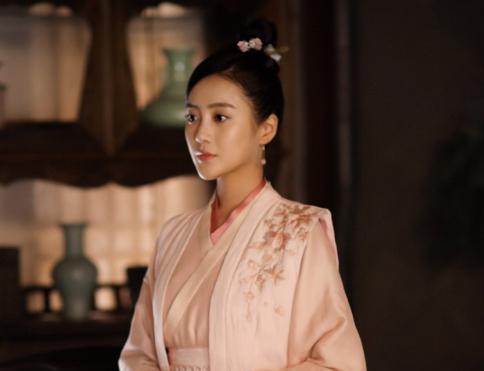 《知否》:小桃背叛明兰 《知否知否应是绿肥红瘦》是一部改编自