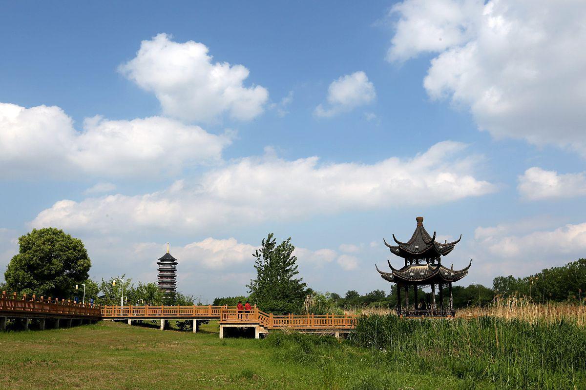 盱眙县:江苏淮安市的璀璨明珠 盱眙县位于江苏淮安市,是一个历史悠久