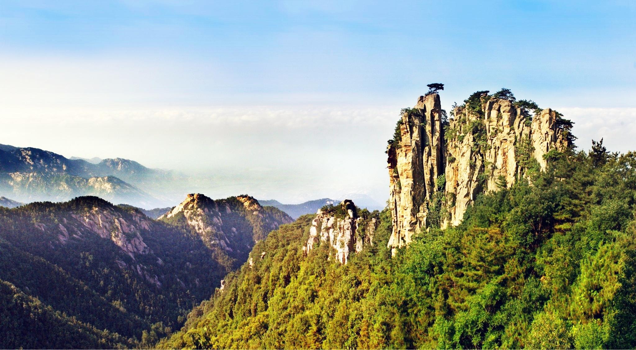 沂蒙山:自然风光,历史文化和美食的集合地 沂蒙山位于山东省中南部,是