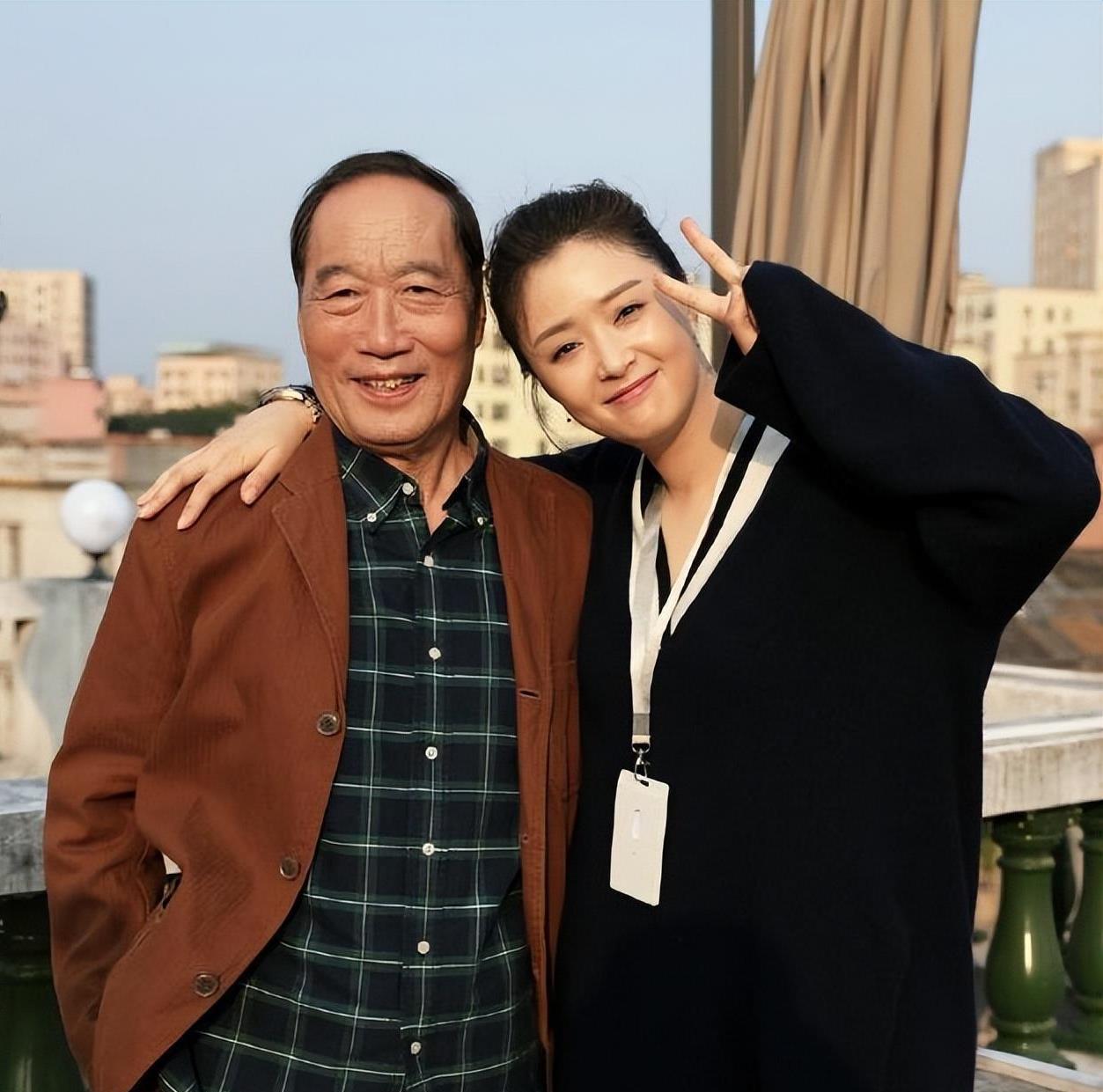 演员白志迪:初恋妻子恩爱50年 白志迪,这位演员在任何一部电视剧或