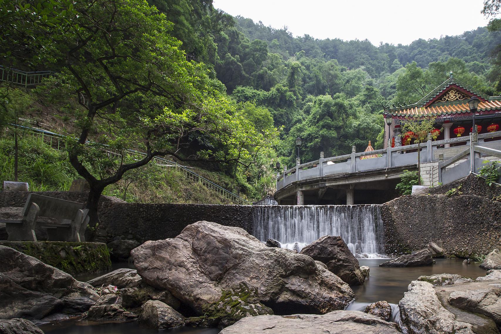 德庆之旅:探寻绝美景点 亲爱的旅行者,是否厌倦了城市的喧嚣,渴望寻找