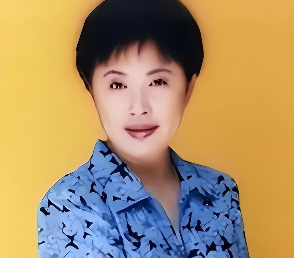 央视主持人刘璐的年龄图片