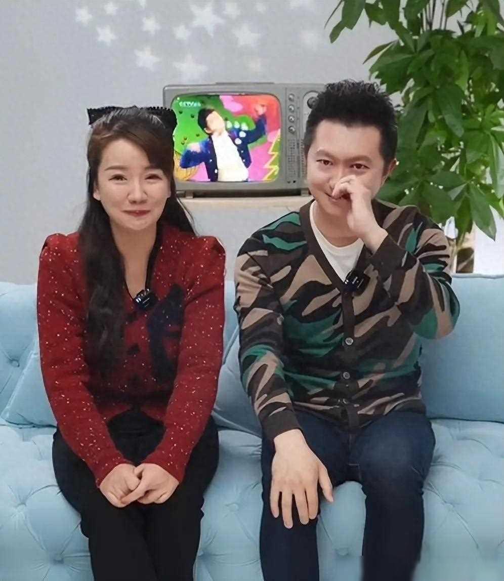 红果果与绿泡泡:中国儿童节目的璀璨明星 红果果和绿泡泡是中国儿童