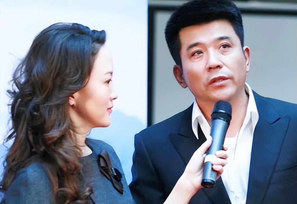傅丽莉与孙淳:丁克夫妻的36年相濡以沫 傅丽莉,一位才华横溢的演员,与
