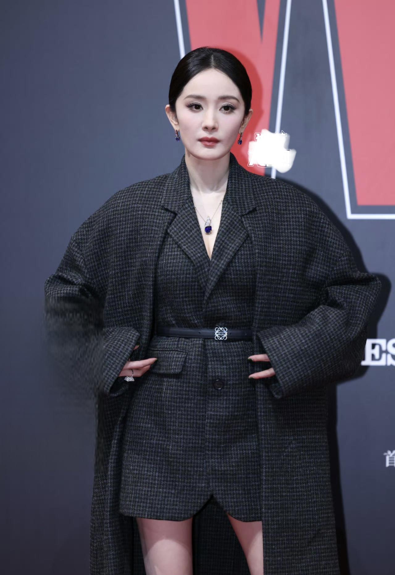 w盛典红毯明星造型大赏:时尚盛宴背后的商业逻辑 w盛