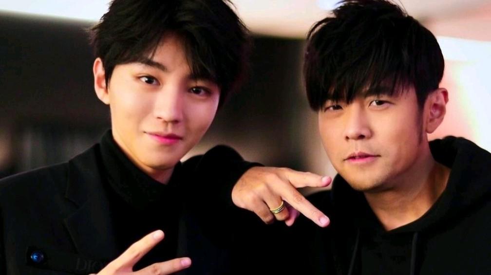 周杰伦与王俊凯:音乐传承与友情的完美结合 之前,网友在巴黎偶遇周杰