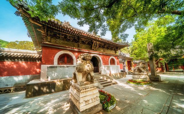 探寻千年古刹,感受北京的历史与文化底蕴——戒台寺 戒台寺,这座位于