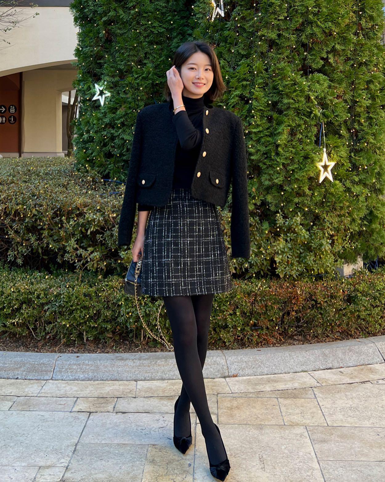 温柔拥抱时光的时尚之美 韩国小姐姐时尚穿搭,简约而不失优雅