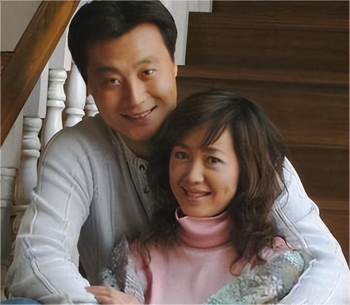 任程伟:成名背后的坚守与真情 任程伟在演艺圈的成名之路并非一帆风顺