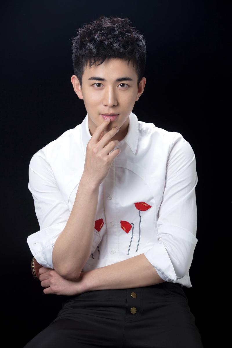 罗晋旗下八大知名演员:他们的影响力与才华的完美结合 罗晋,作为昊星