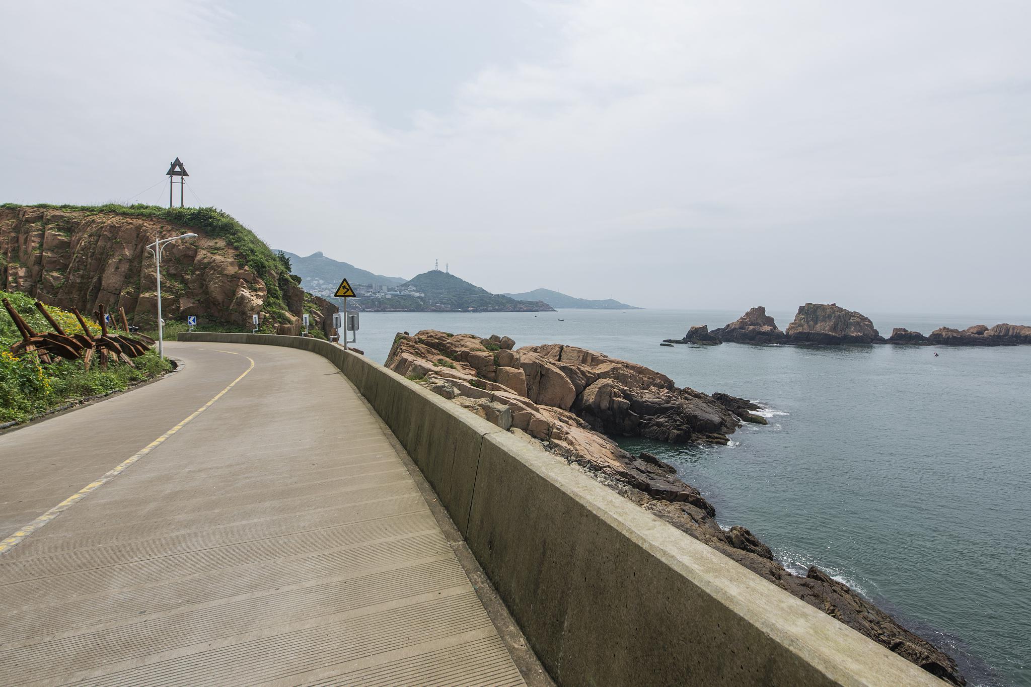 探秘福清东壁岛:碧海蓝天间的秘境 福清东壁岛,位于福建省福清市,是