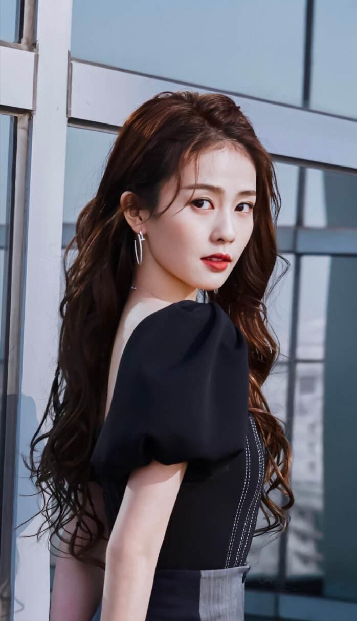 从网红到明星:赵露思等明星的坎坷转型之路 赵露思,白鹿,刘宇宁,许凯