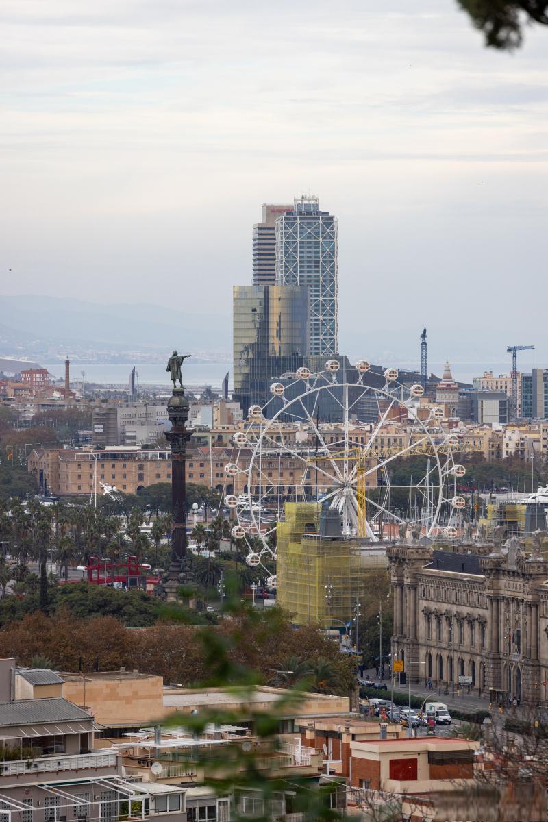 格拉西亚大道:巴塞罗那的艺术走廊 巴塞罗那是一座充满艺术氛围的城市