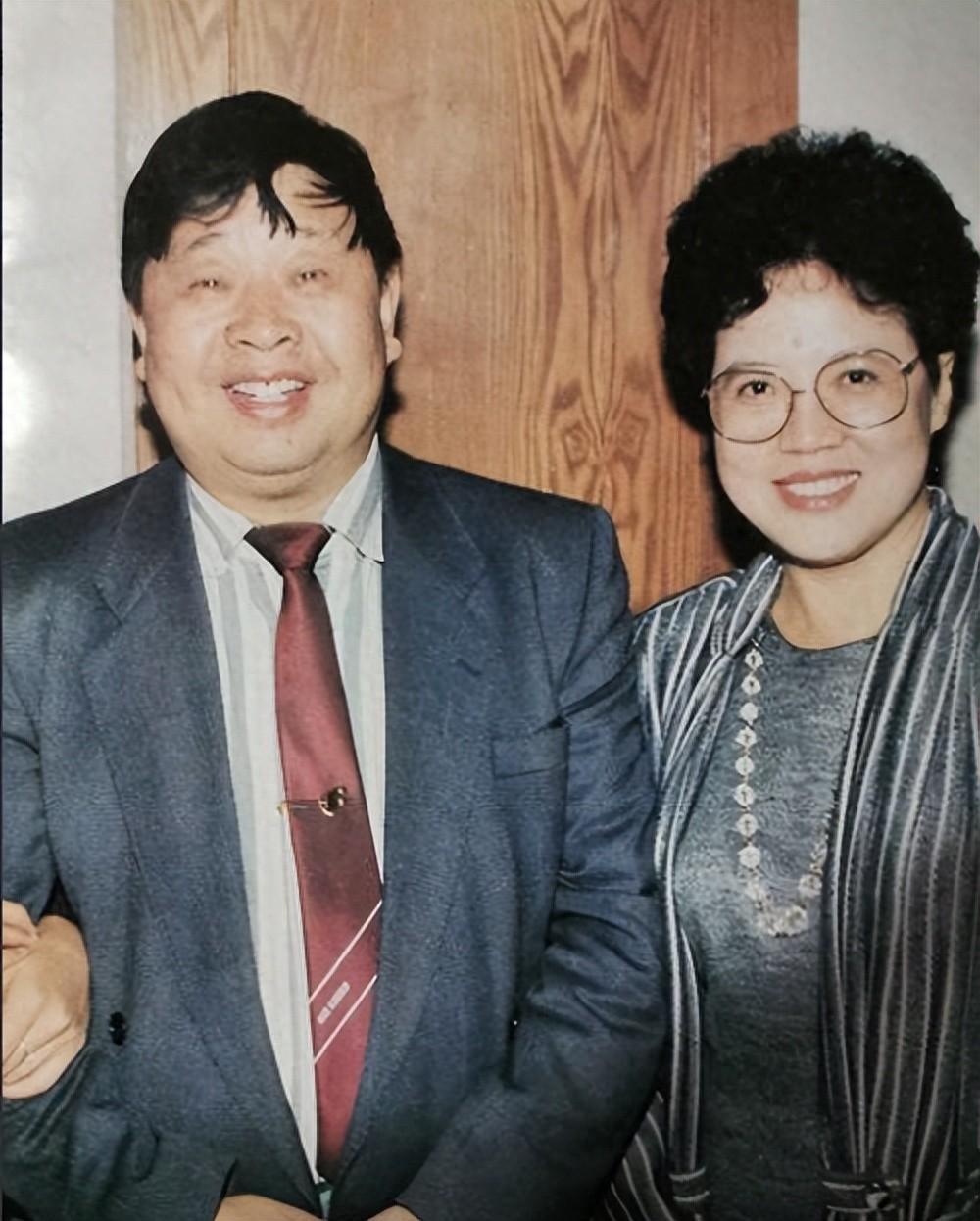 马季与于波:一段跨越风风雨雨的相声之恋 在娱乐圈的喧嚣中,马季与于