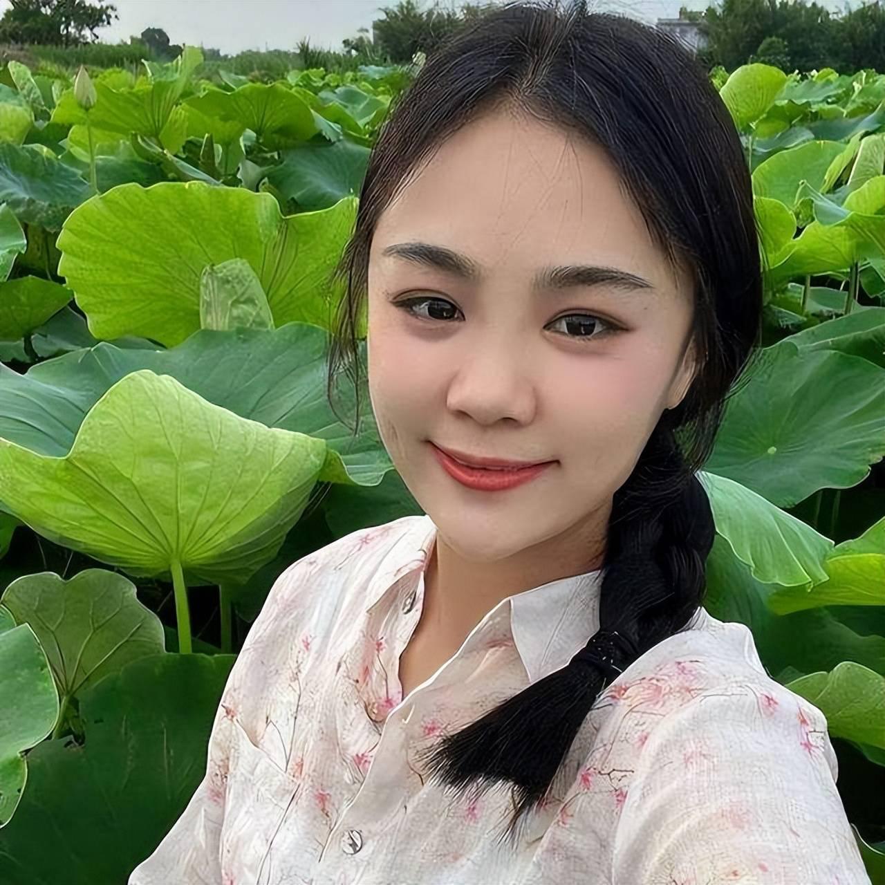 抖音中小慧=抖音里的小慧君的真名