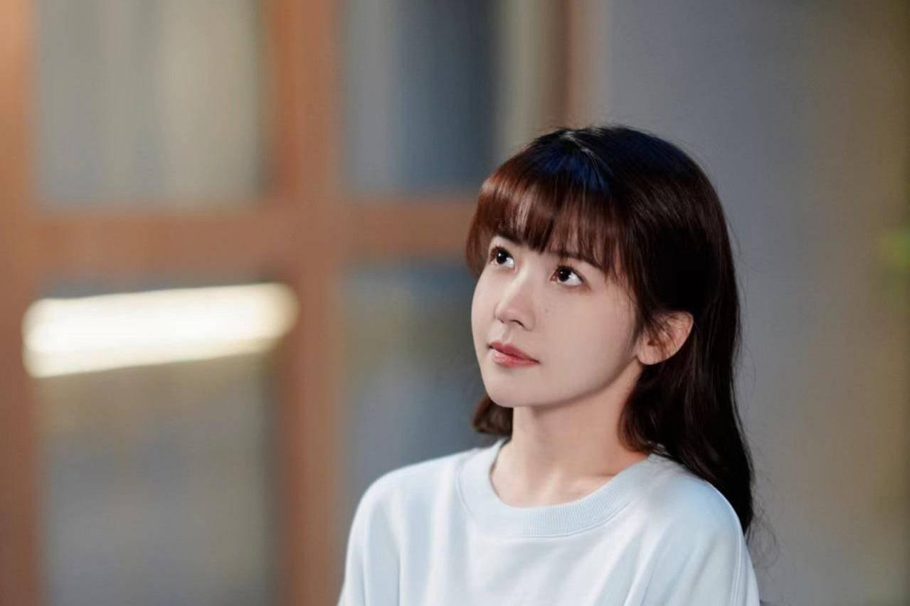 赖美云:从音乐跨界到影视舞台,才华横溢的多样化发展 赖美云在2024年