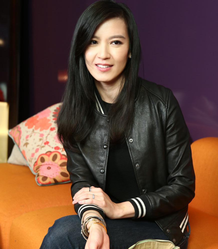 12年不拍戏,重出江湖凭一双腿就爆了 林熙蕾复出之作《繁花》中,她所