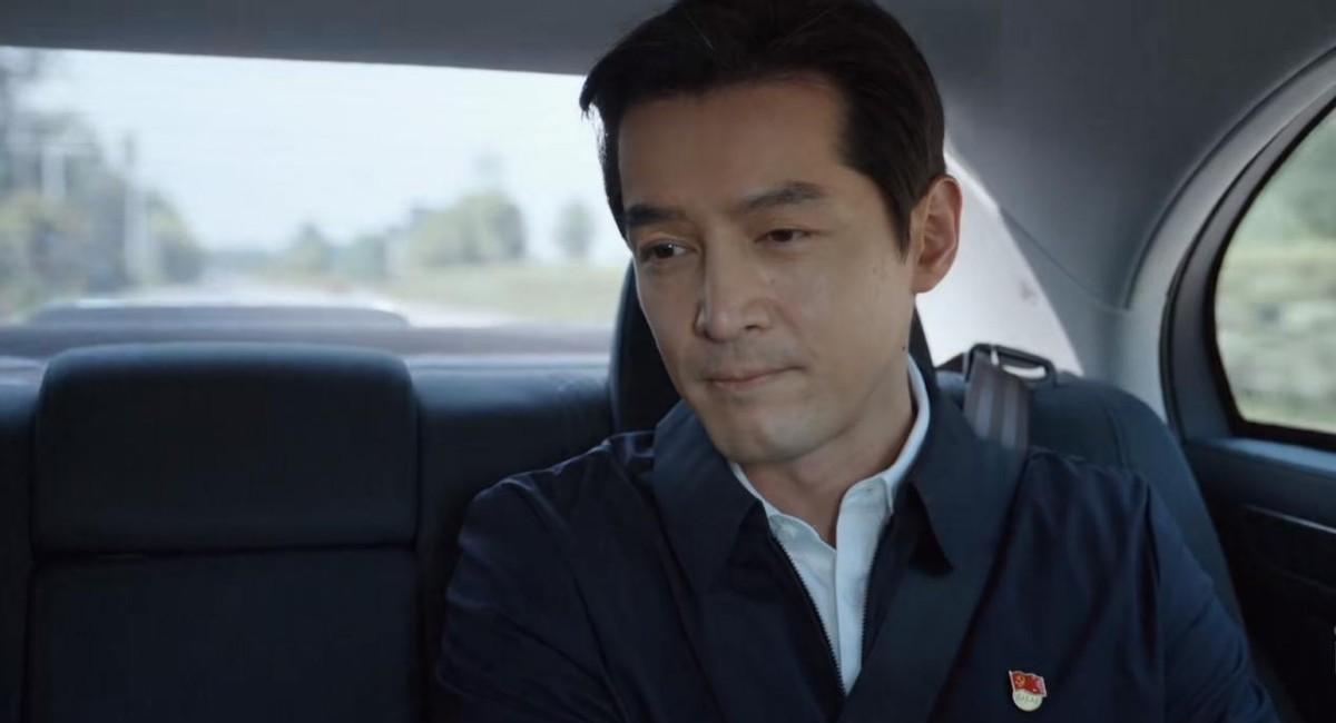 《县委大院》:演员实力派表演 《县委大院》的演员阵容强大,胡歌,黄磊