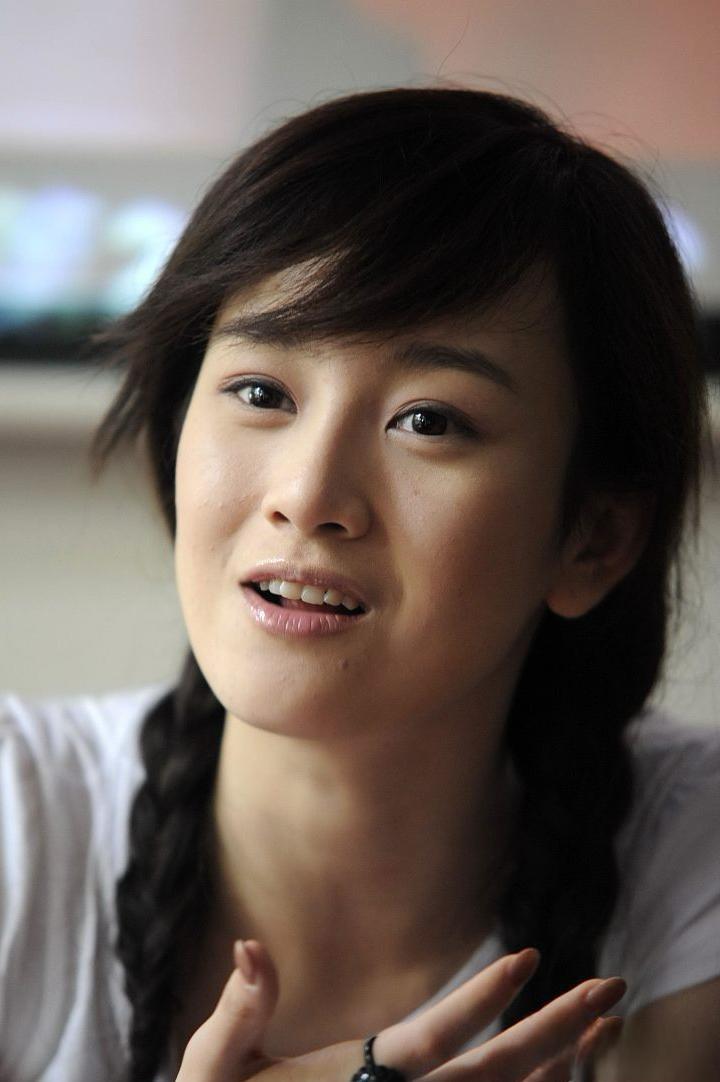 张檬写了一篇长文回应插足刘雨欣家庭一事,表示自己是在未知情的情况