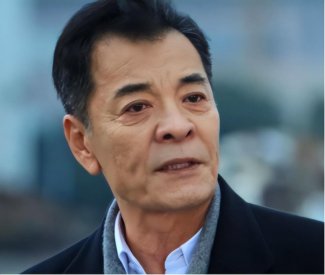 刘威:人生坎坷却坚韧不拔的老戏骨 刘威,这位国家一级演员,在影视界