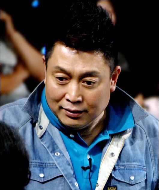 "第一红娘"王为念:情感路上的传奇 王为念,从演员到情感主持人,经历了