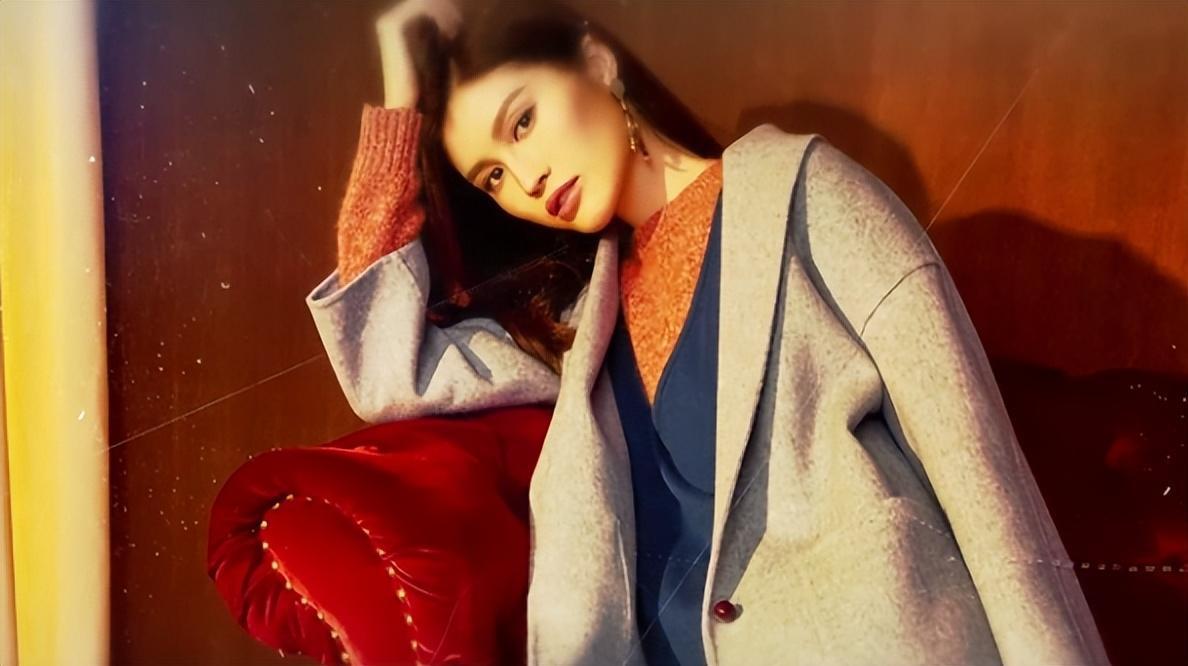 何穗:离开稳定工作后的迷茫与机遇 何穗曾在《非常6 1》中拥有一份