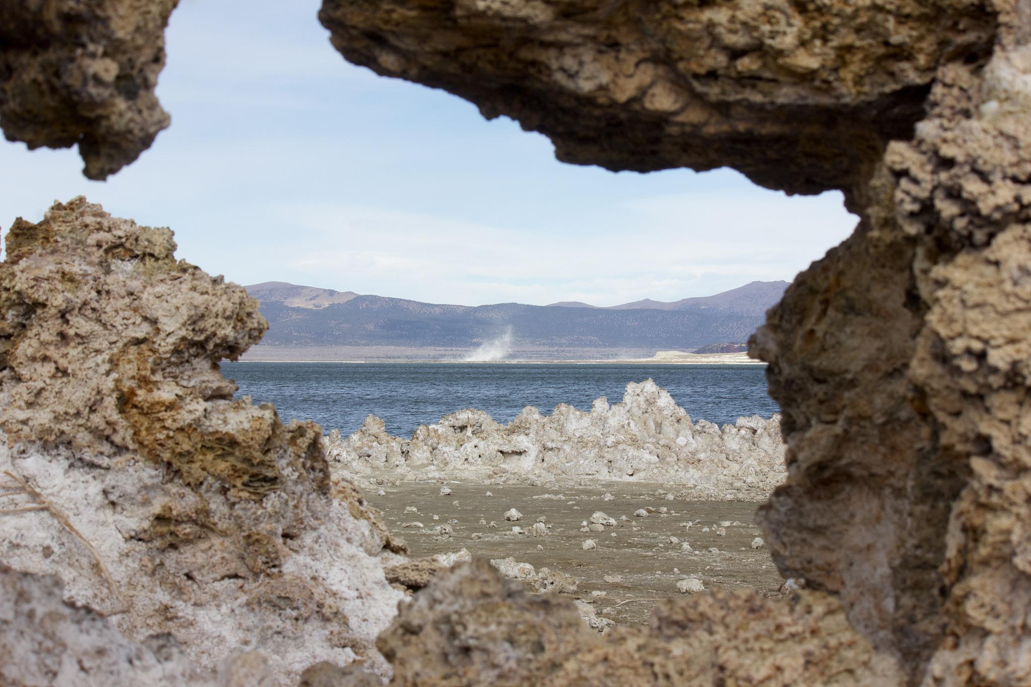 阿其克库勒湖:新疆大地上的璀璨明珠 阿其克库勒湖,中国最大的内陆