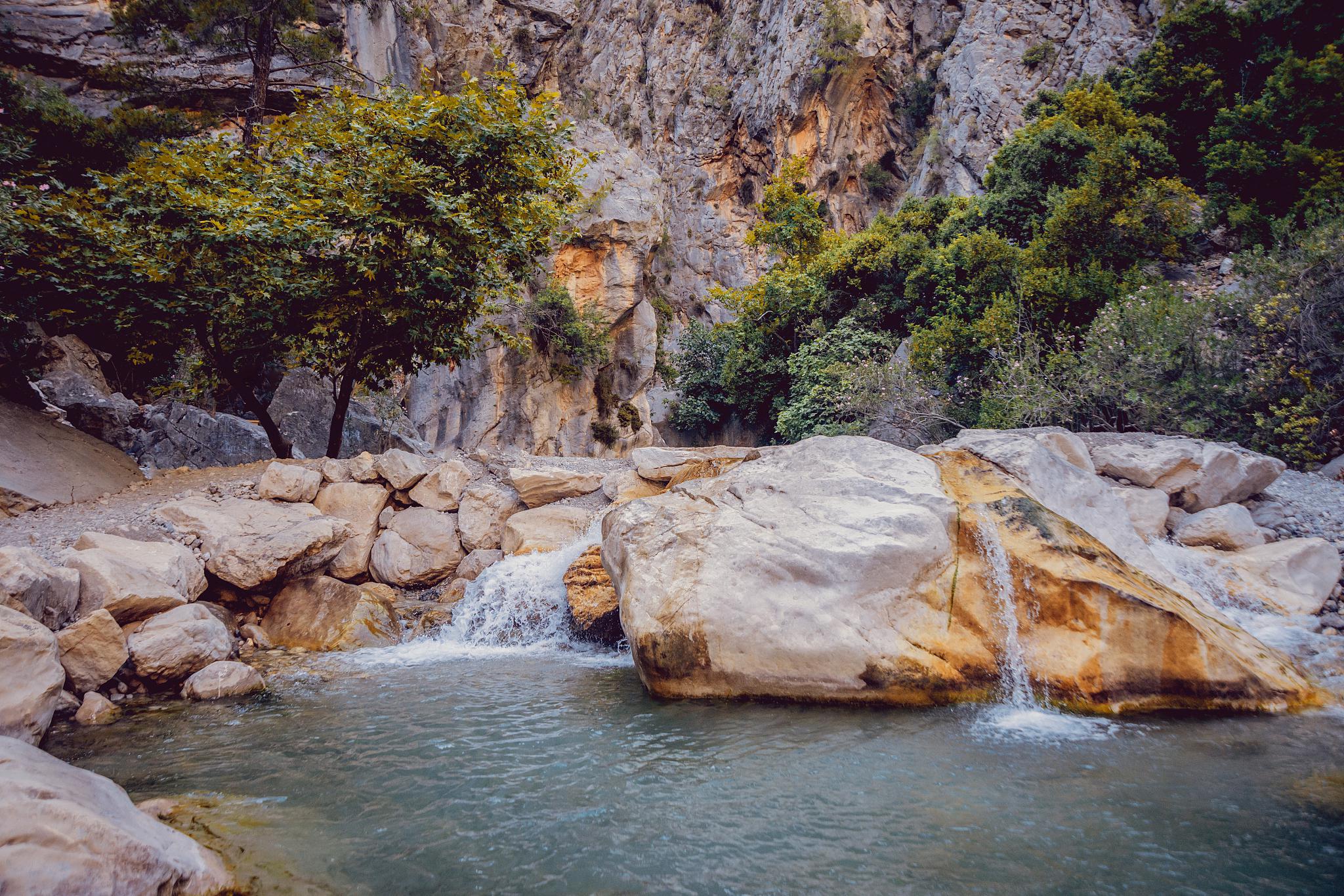 探秘神瀑沟,拥抱自然与探险之旅 神瀑沟,位于四川省德阳市什邡市,是一