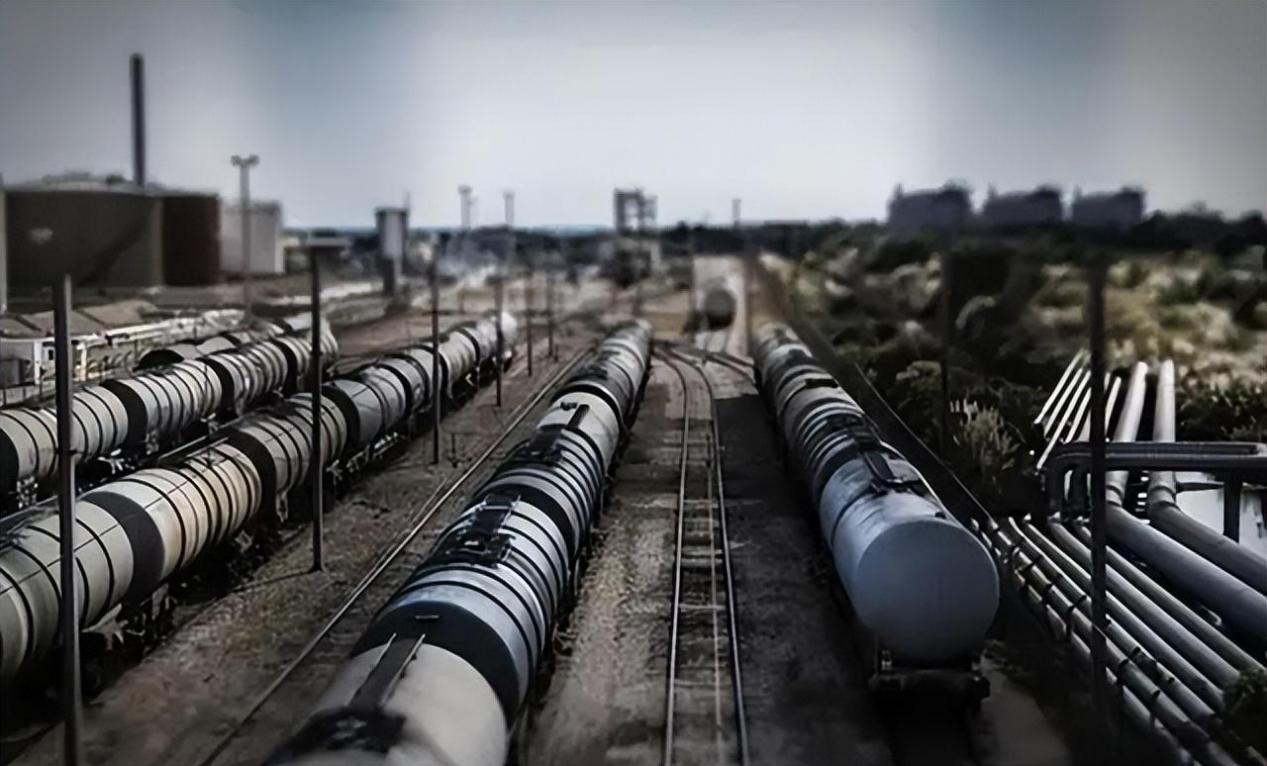 中俄能源合作:互利共赢的典范 2023年,俄罗斯向中国出口原油高达07