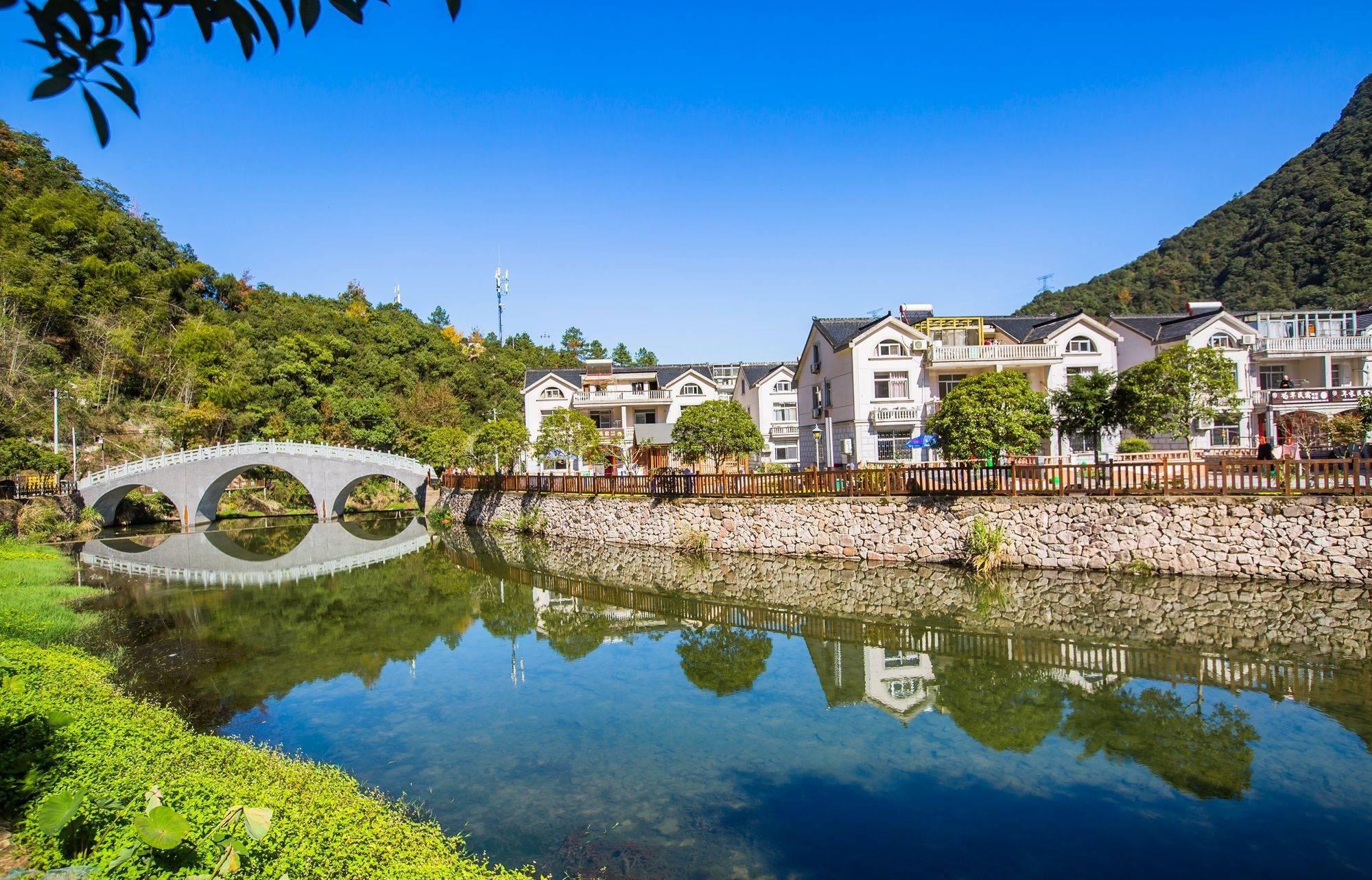 探秘浙江台州市三门县的潘家小镇 潘家小镇仿佛一幅绝美的江南画卷