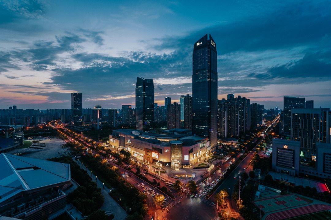 安徽之珠,魅力四溢 合肥,长江与巢湖的交汇之地,是安徽省的省会城市