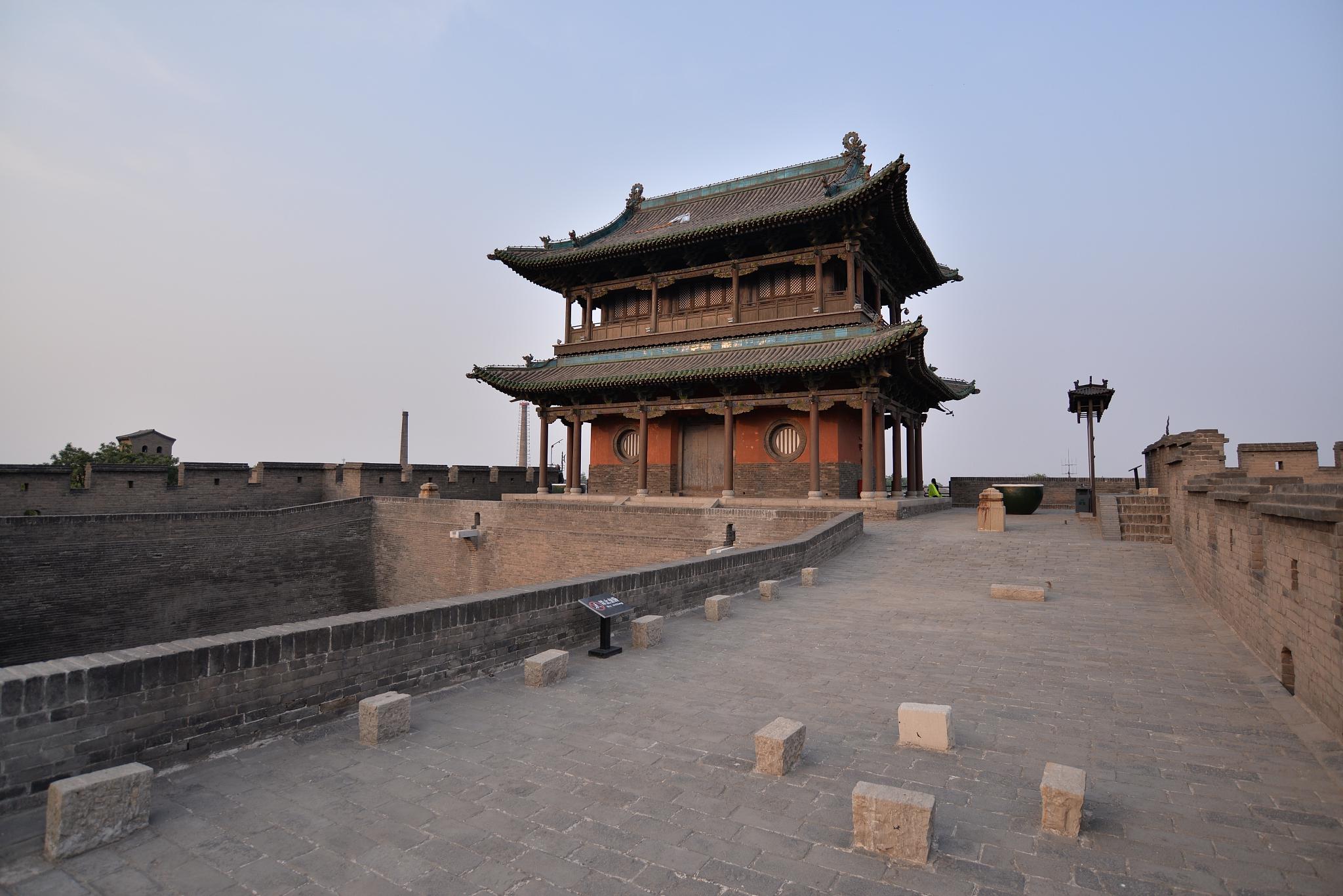 平遥古城是中国历史文化名城之一,拥有众多古建筑和特色建筑,是一个