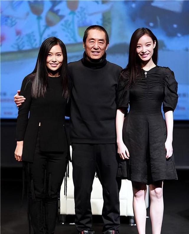 73岁张艺谋参加酒会 张艺谋在超高端酒会上展示了老牌导演的魅力和