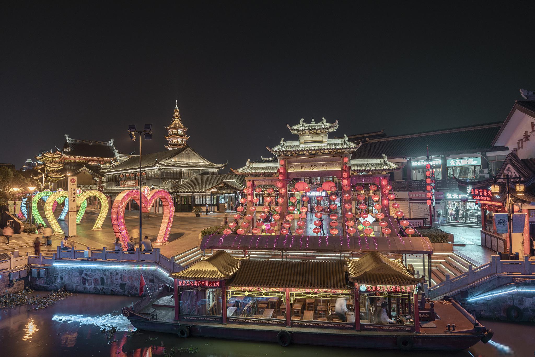 杭州五大景点:探寻古都的魅力与宁静 杭州是一座迷人的历史文化名城