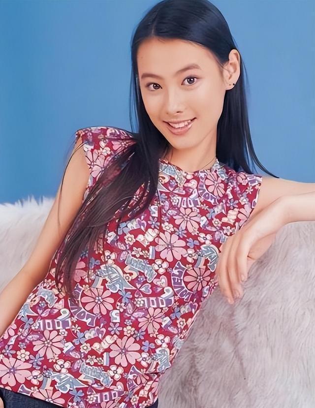 梁洛施:逆境中的坚韧与通透,娱乐圈的一股清流 梁洛施,一个在娱乐圈中