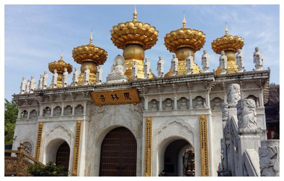 东林寺:时光之旅中的文化瑰宝 在这繁华的都市之中,隐藏着一座历经