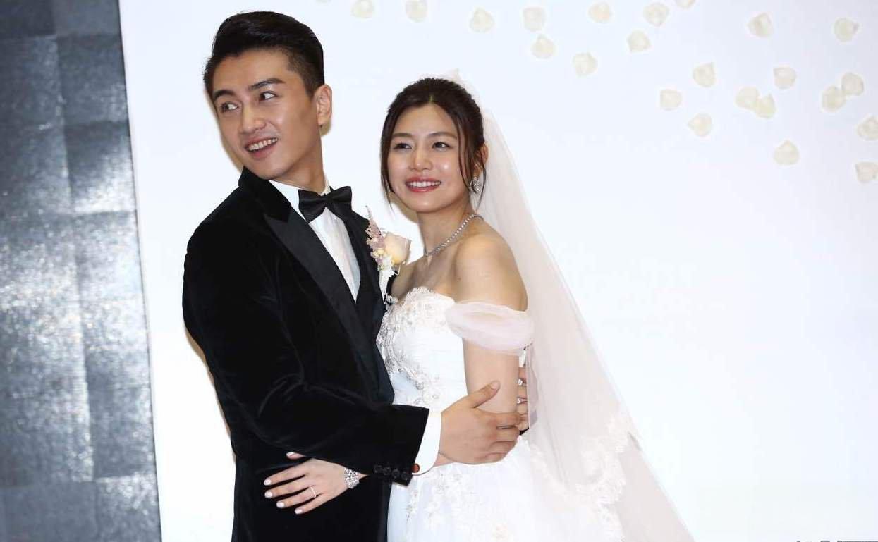 陈晓与陈妍希:娱乐圈中坚守真爱的典范 陈晓和陈妍希的婚姻,在娱乐圈