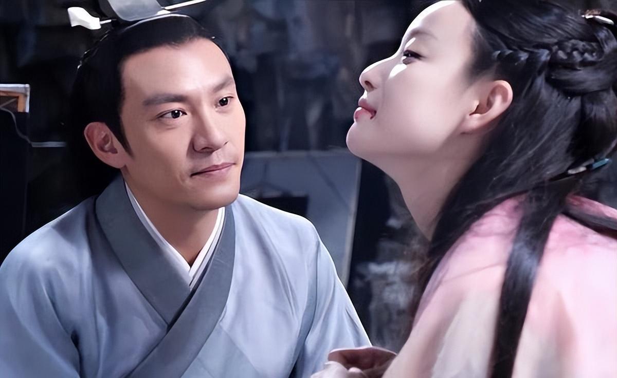 演员张震和倪妮在北京国际机场偶遇,两人曾一起拍摄电视剧《宸汐缘》