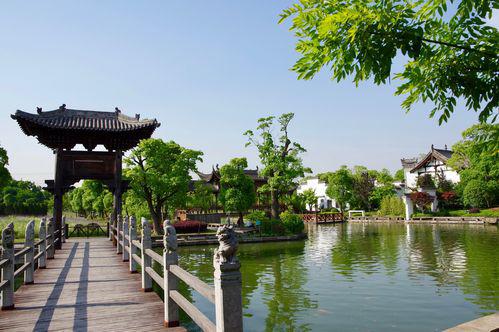 闻道园:上海市宝山区的瑰宝 闻道园是一座充满魅力的公园,让你在欣赏