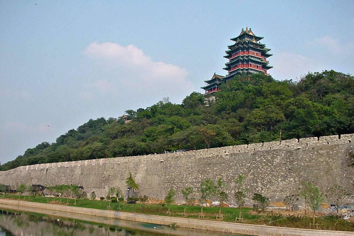 燕子矶景区:自然与人文的绝美交汇 燕子矶,南京的璀璨明珠,位于栖霞区