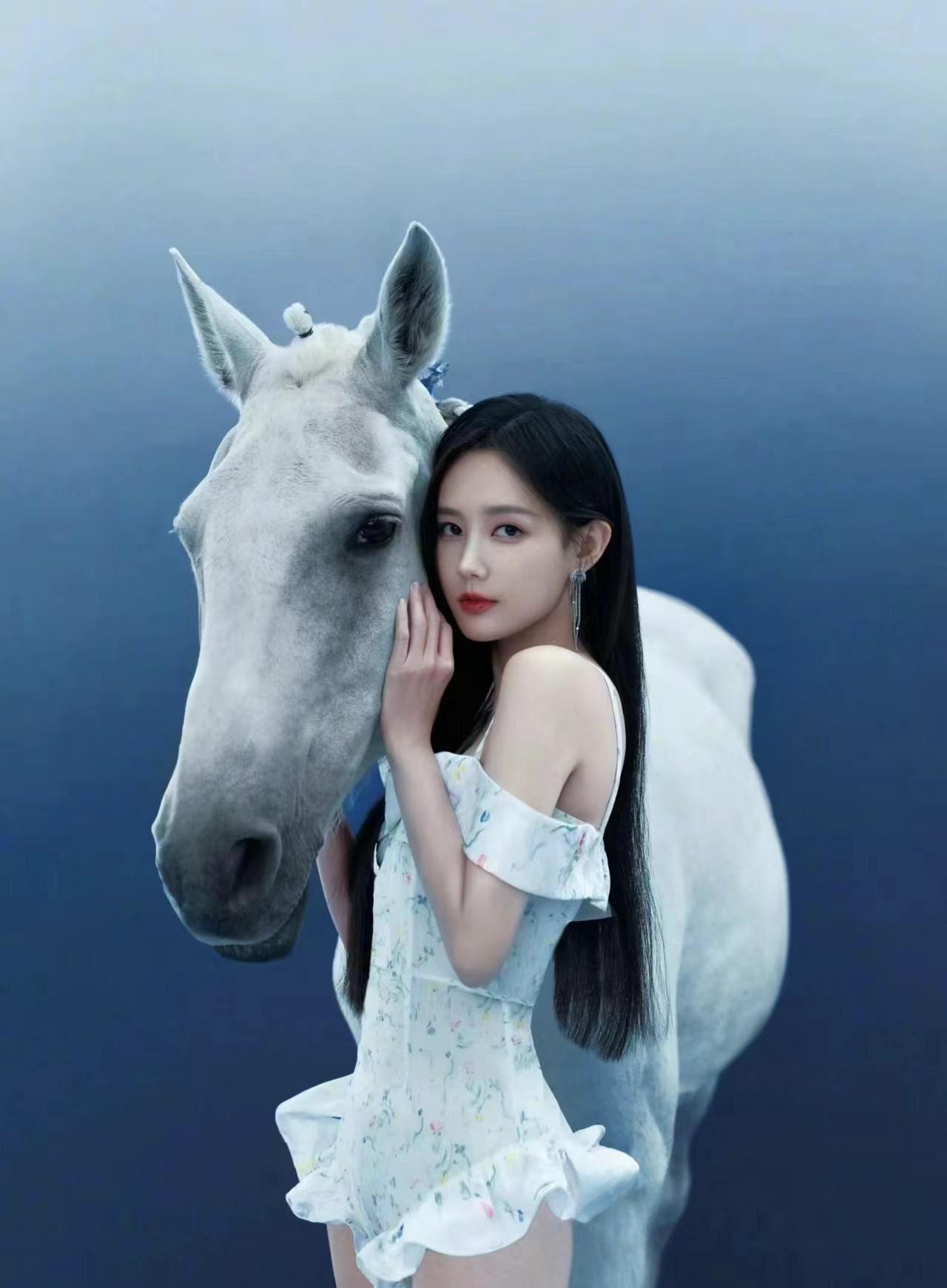 北舞女星的魅力:从舞蹈到演艺的华丽转身 北舞女星,一个充满魅力和