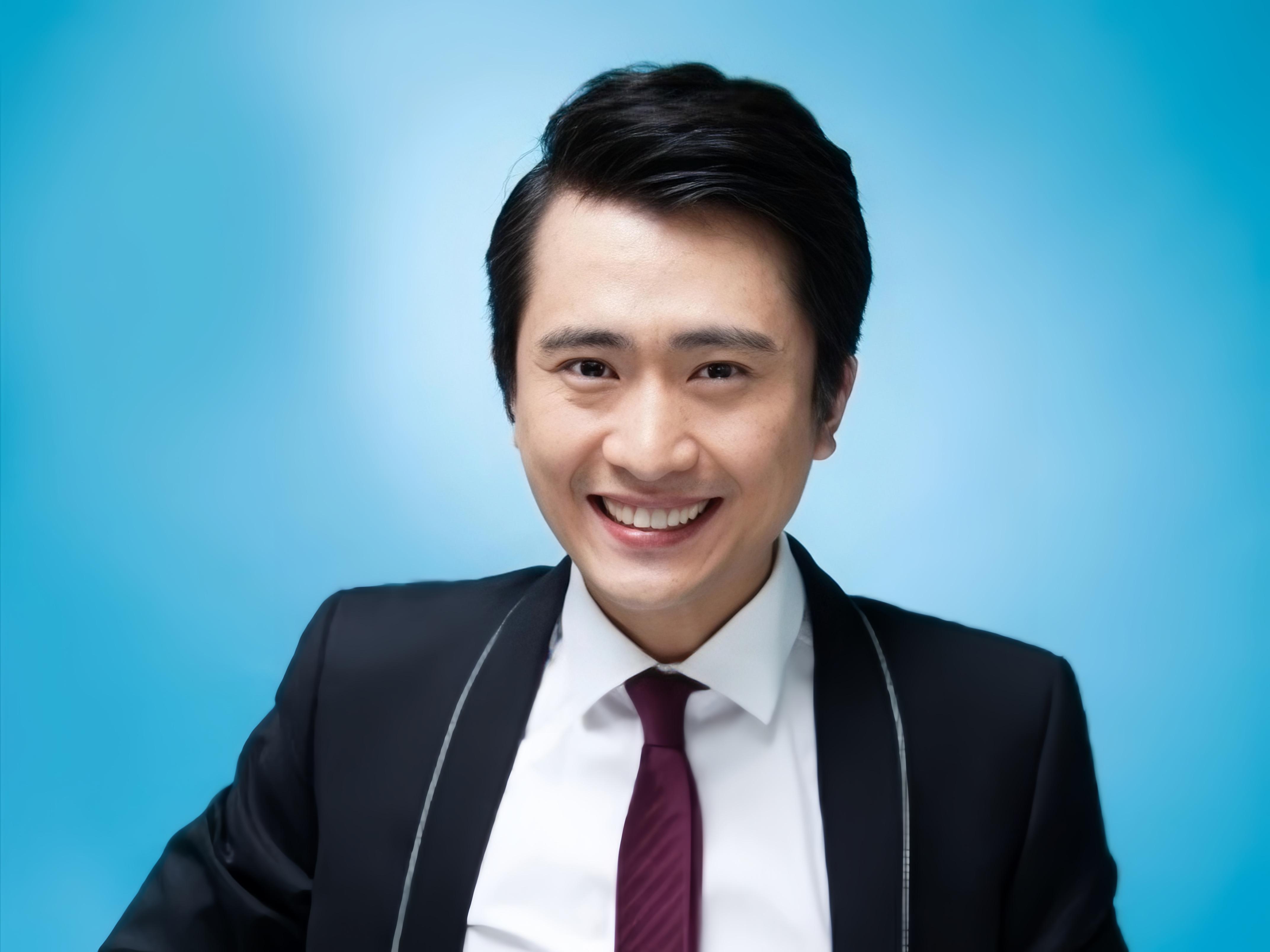 春晚舞台的遗珠,期待未来的绽放 杨帆,这位备受欢迎的主持人,以其英俊